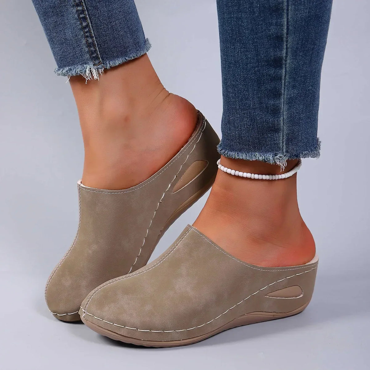 Orthopedische Pantoffels met Dagelijks Comfort en Tijdloze Huisstijl