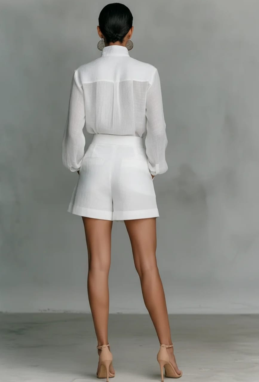 ELISABETTA | COMPLETO BIANCO CON CAMICIA DAL COLLO ALLA COREANA E SHORTS