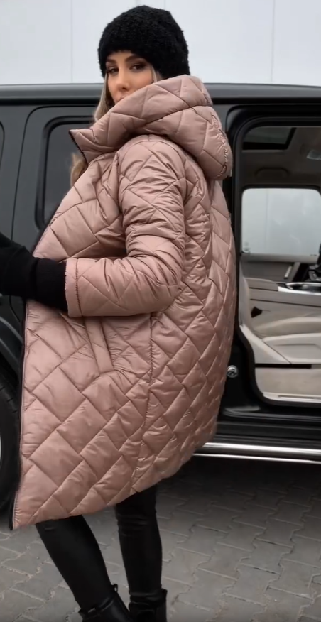 Bogna | Elegante gewatteerde winterjas met capuchon
