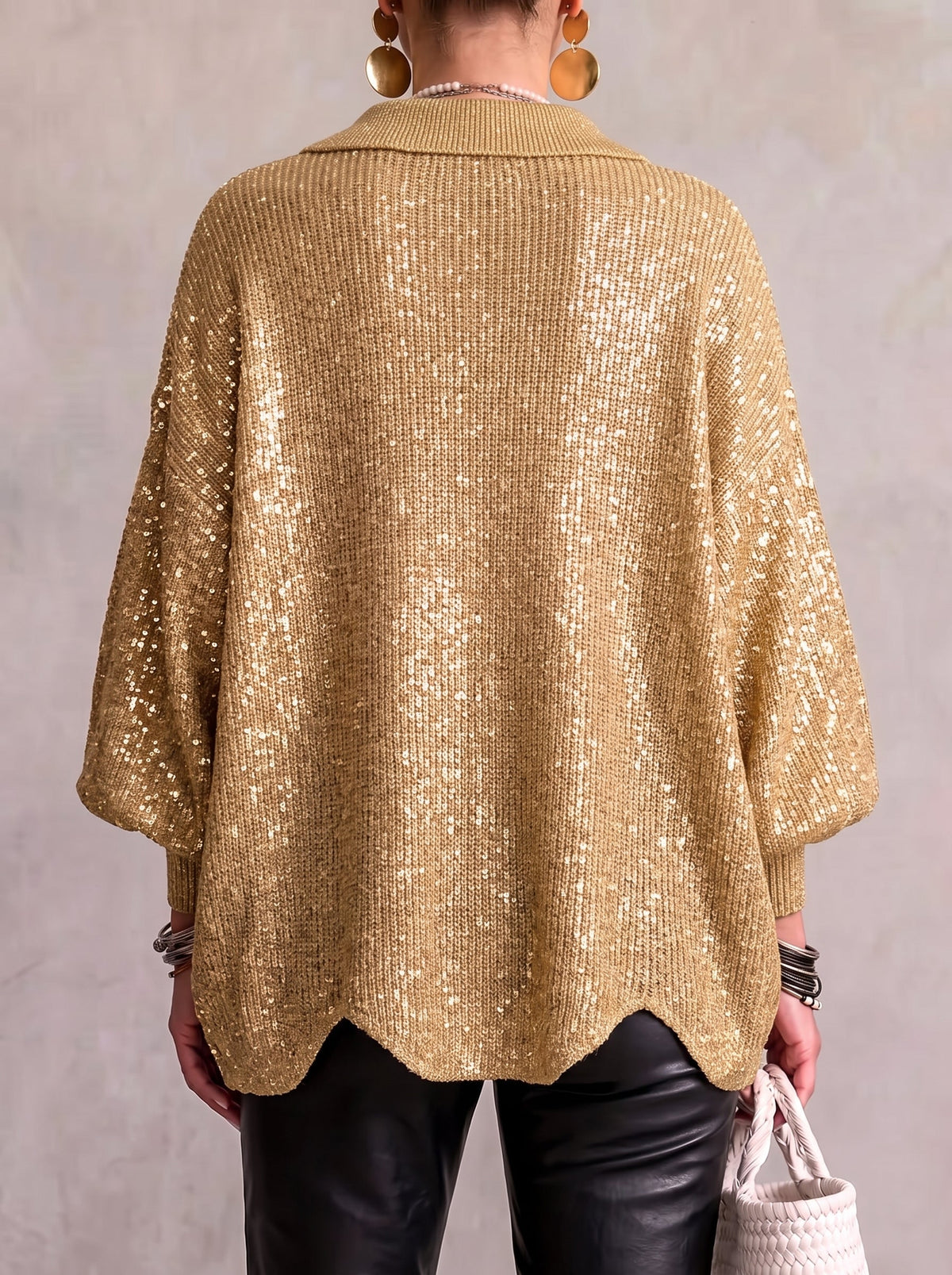 Julia - Oversized gebreid vest med kraag en grote metalen knop