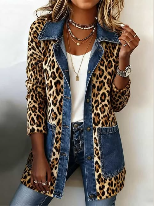 Lorraine | Lang leopardjakke med jeans