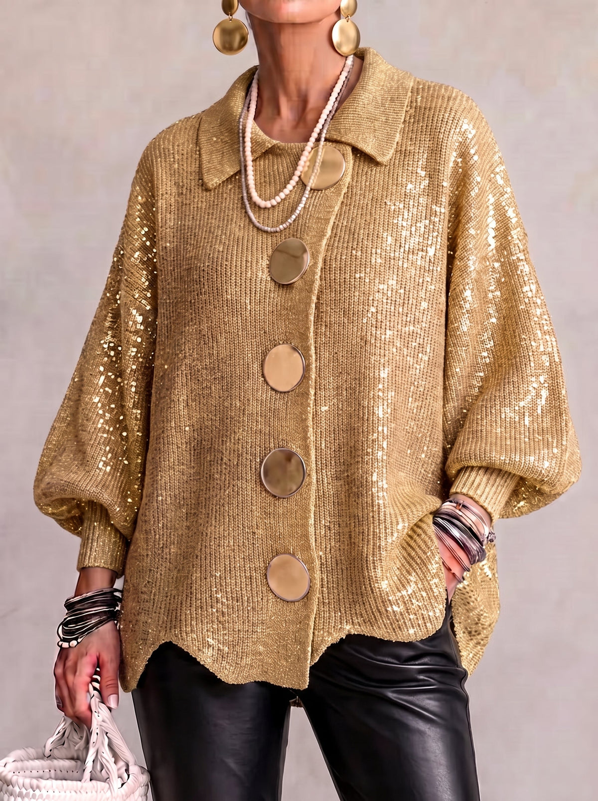 Julia - Oversized gebreid vest med kraag en grote metalen knop