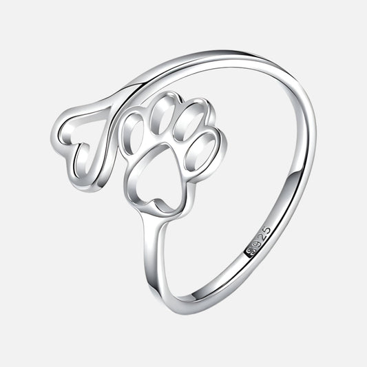 Ambachtelijke ring met poot en hart